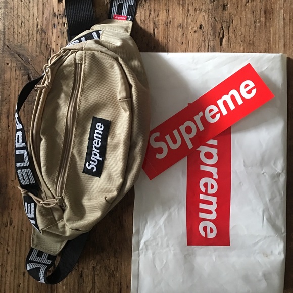Supreme Other - Authentic Supreme Crossbody bad like new